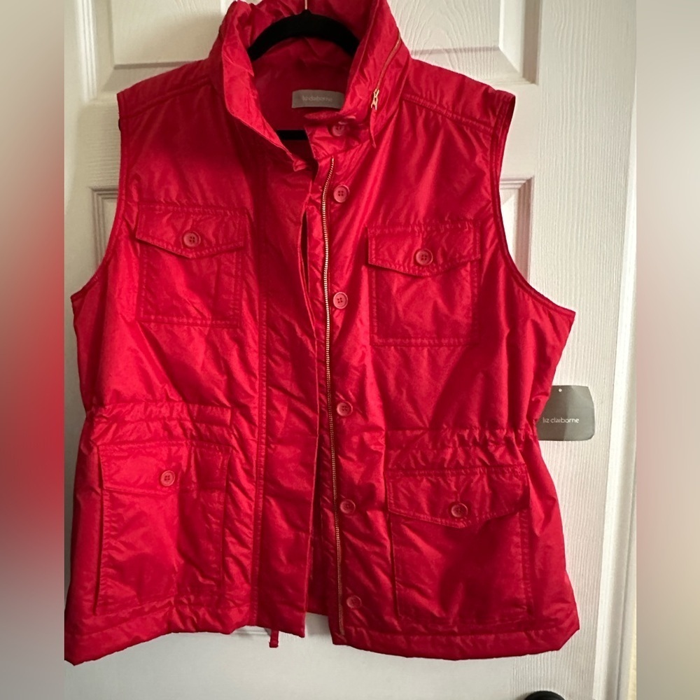Liz Claiborne NWT Womens Red Polyester Filled Vest Foldable Hood Size x-Large